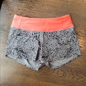 Lululemon Athletica Speed Up Short Long 4”/ size 4